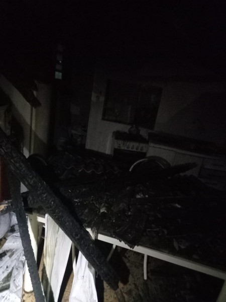 Corpo de homem é encontrado dentro de residência incendiada em Içara (SC)