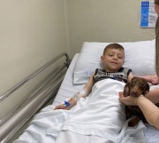 Visita de cachorrinha traz alegria aos pacientes do HSJosé em Criciúma (SC)