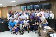 Legislativo entrega moção ao Içara Futebol Clube pelo título da Larm 2023