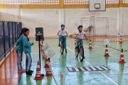 Departamento de Trânsito leva mini cidade para escolas de Nova Veneza (SC)
