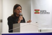 Pelo Estado entrevista a Secretária Estadual de Saúde Carmen Zanotto