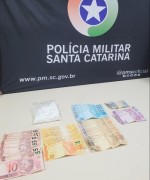 PM prede dupla por suspeita de tráfico de drogas em Içara (SC)