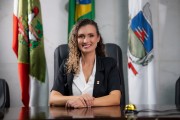 Jorgia Guglielmi é eleita Presidente do Legislativo Fumacense para 2024 