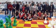Equipe de xadrez de Içara fatura cinco troféus em Lages