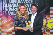 Dalvania Cardoso comenta sobre o Destaque Içarense 2018