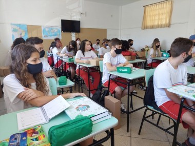 Alunos da rede municipal de ensino de Içara retornam às aulas