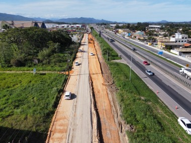 Iniciam as obras das novas vias marginais sentido sul da BR-101 em Imbituba (SC)