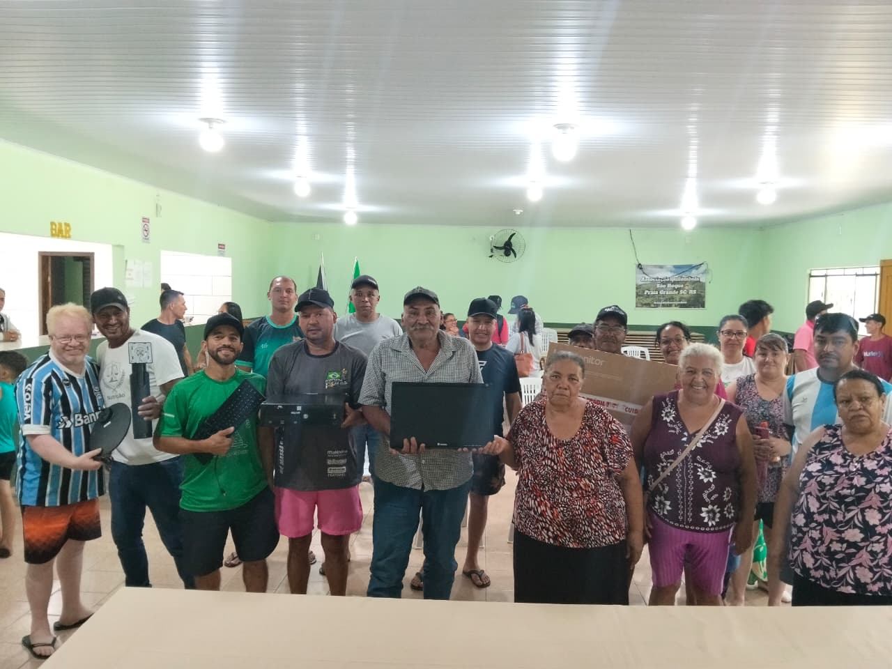 N&uacute;cleo de Sustentabilidade da Acic apoia doa&ccedil;&atilde;o de computadores 