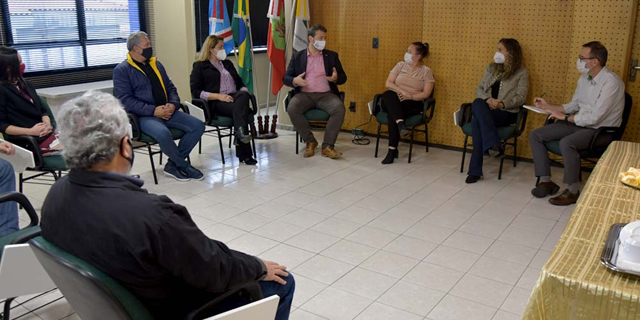 ACII debate a&ccedil;&otilde;es para inova&ccedil;&atilde;o local com Fapesc e Poder P&uacute;blico