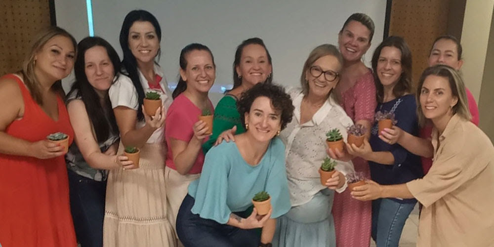 Mulheres Empreendedoras promovem jantar de networking em I&ccedil;ara (SC)