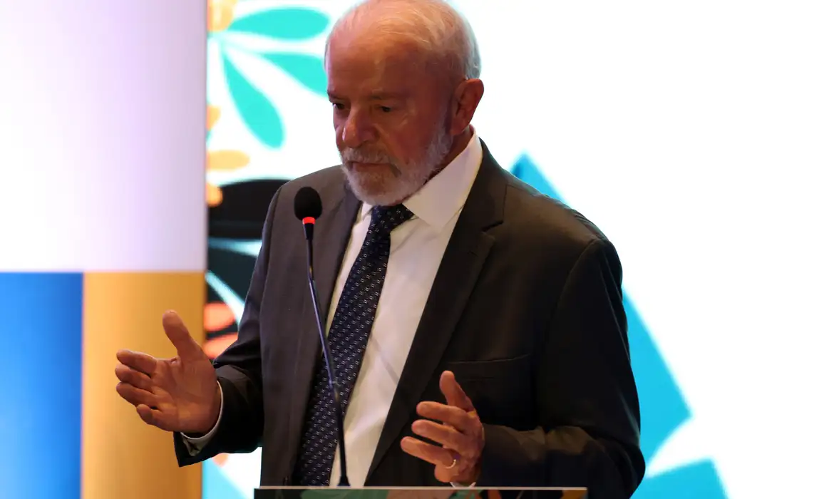 Lula parabeniza Trump pela vit&oacute;ria nas presidenciais norte-americanas