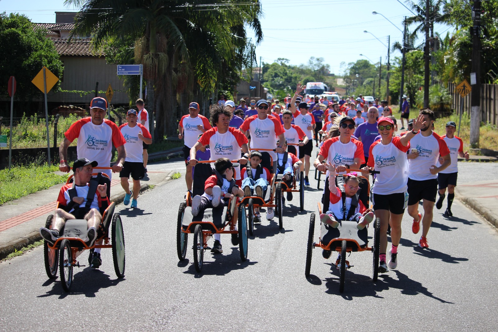 Alunos da APAE vivem experi&ecirc;ncia de corrida de rua em Cocal do Sul (SC)