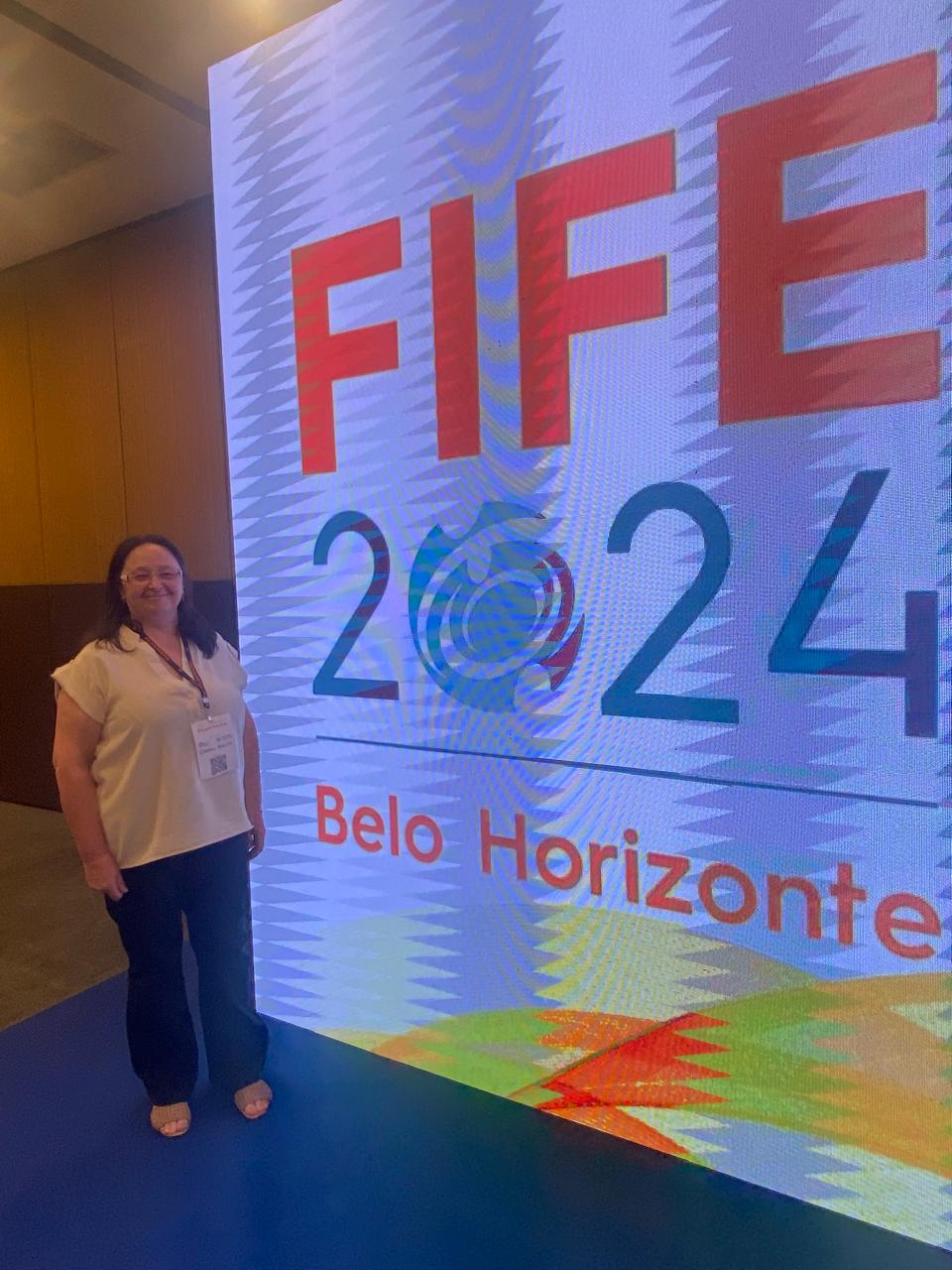 Diretora da APAE Cocal do Sul participa do FIFE 2024, em Minas Gerais