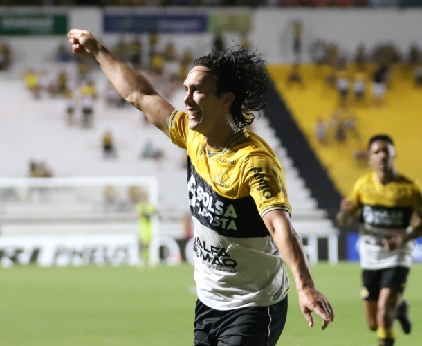 Atacante Nicolas &eacute; o artilheiro do Campeonato Catarinense 2026