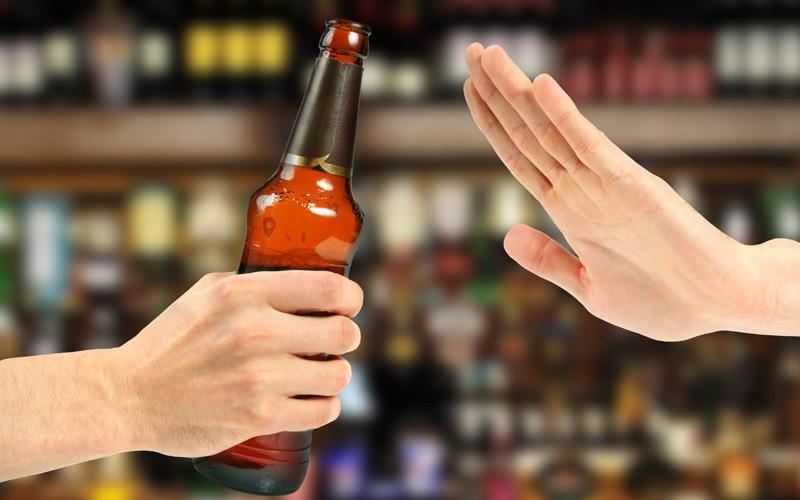 Governo Municipal de I&ccedil;ara (SC) promove palestra para combater o alcoolismo