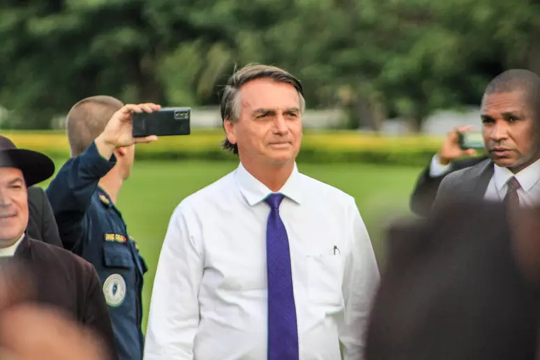  Bolsonaro solicita visto de visitante para ficar nos EUA por seis meses