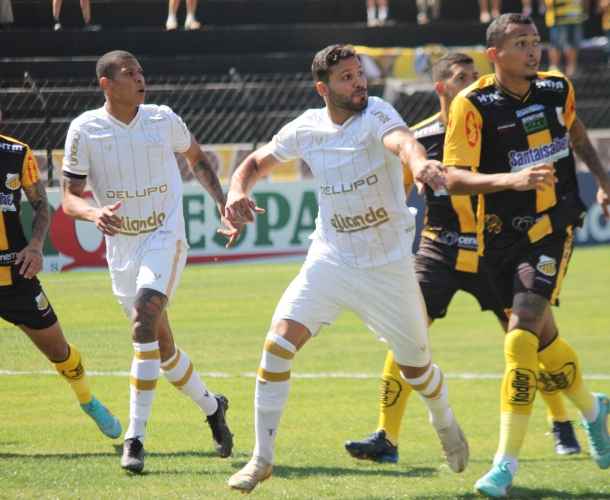 Crici&uacute;ma E.C. perde para o Novorizontino pelo Brasileiro da S&eacute;rie B