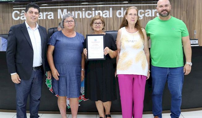 Clubes de m&atilde;es de I&ccedil;ara recebem mo&ccedil;&otilde;es do Poder Legislativo