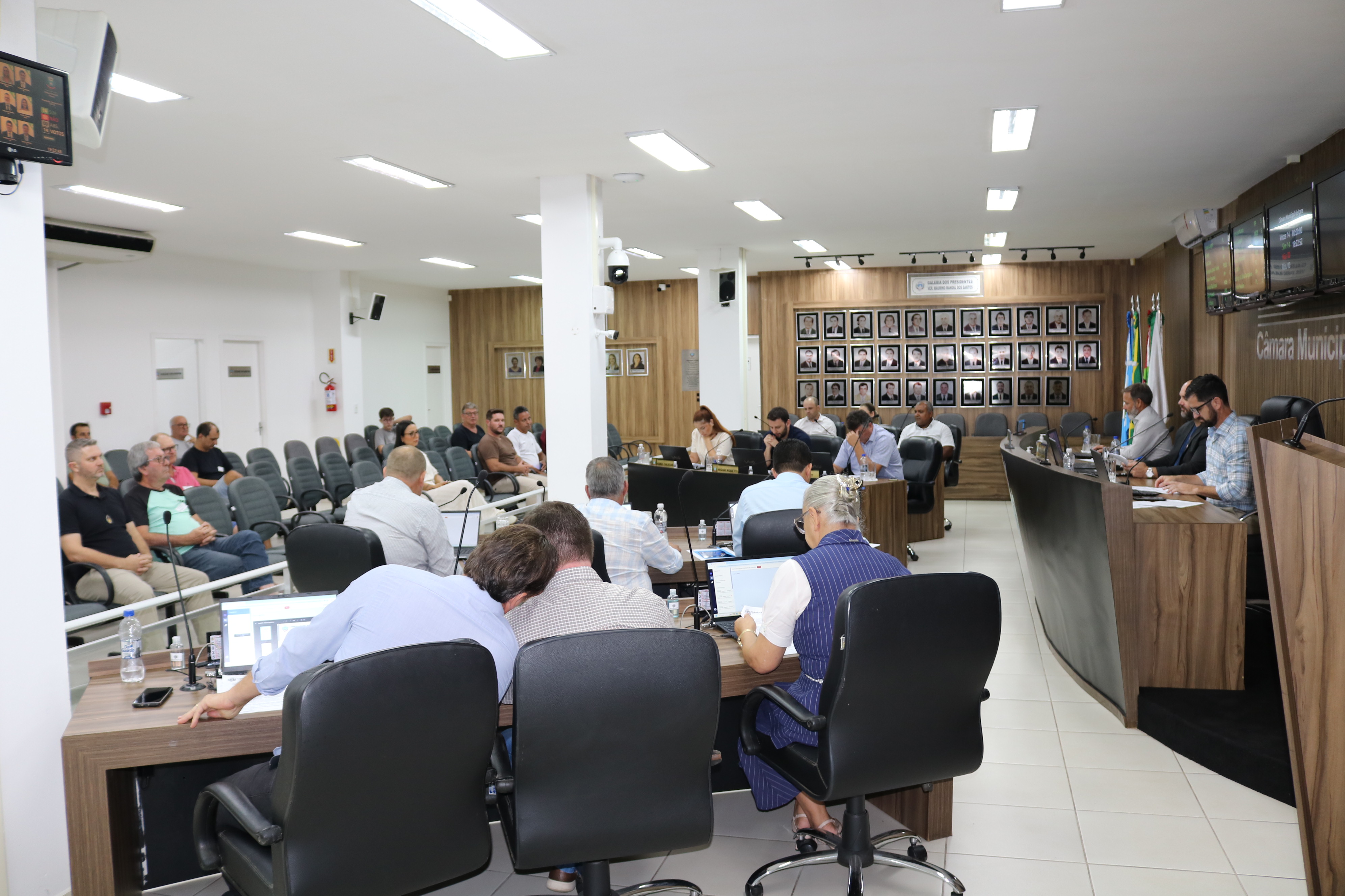 Projetos de lei aprovados nesta semana pelos vereadores de I&ccedil;ara (SC)