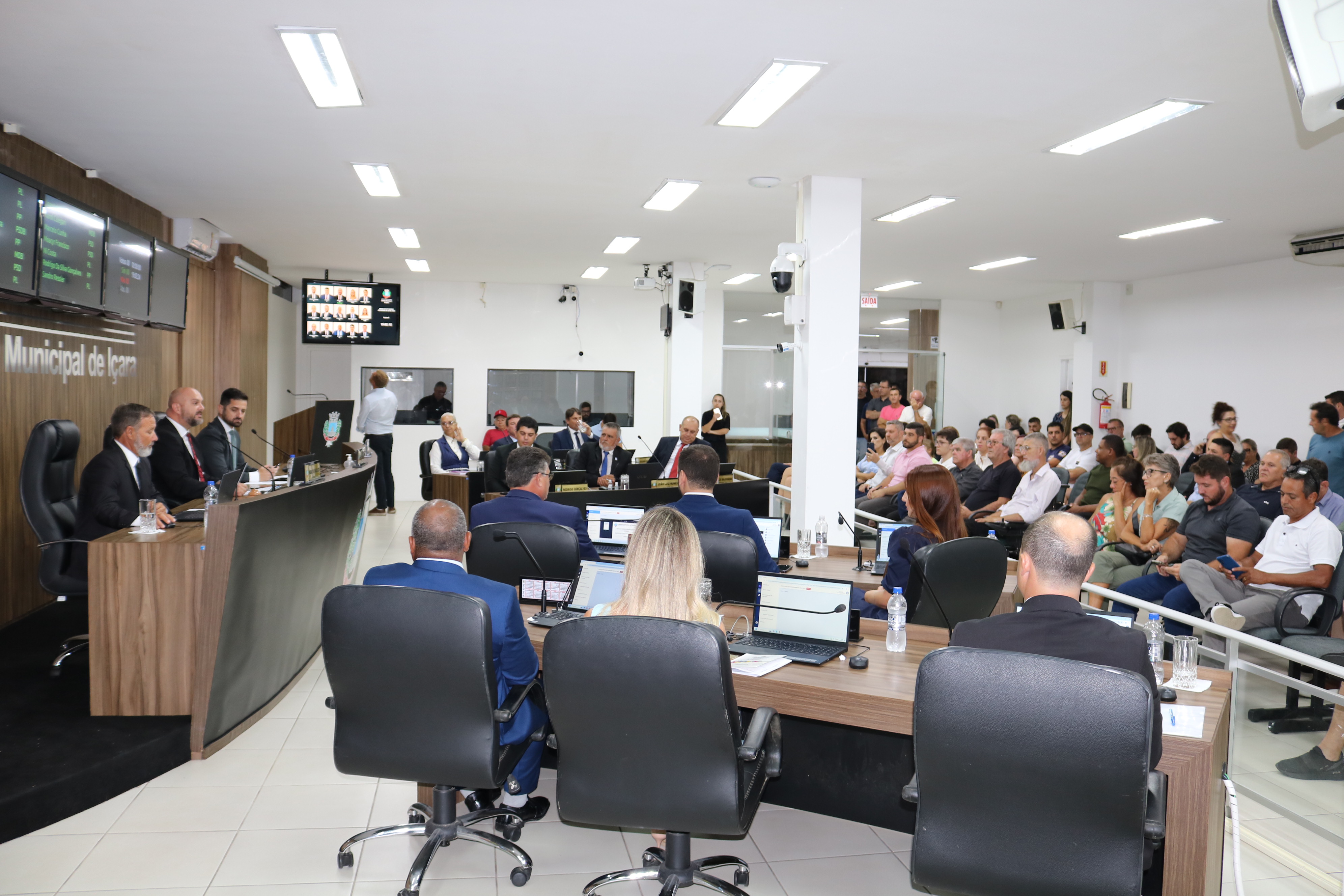 C&acirc;mara de I&ccedil;ara (SC) abre os trabalhos com a composi&ccedil;&atilde;o das comiss&otilde;es 