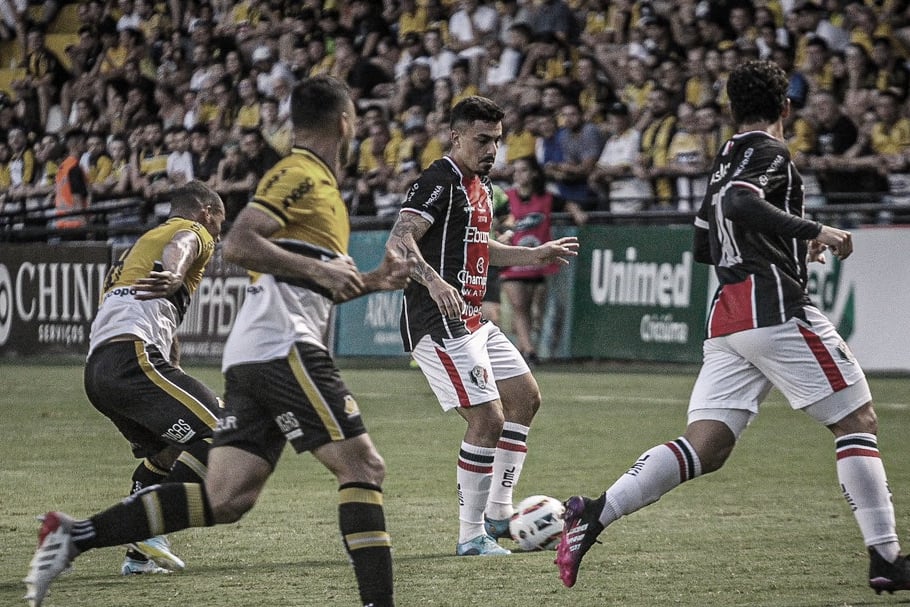 Crici&uacute;ma E.C. empata com Joinville e fica na d&eacute;cima coloca&ccedil;&atilde;o no Catarinense