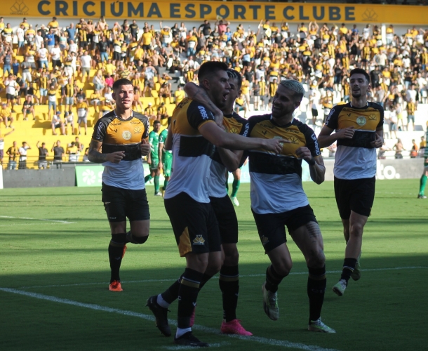 Crici&uacute;ma E.C. enfrenta o Herc&iacute;lio Luz nas quartas de final do Catarinense