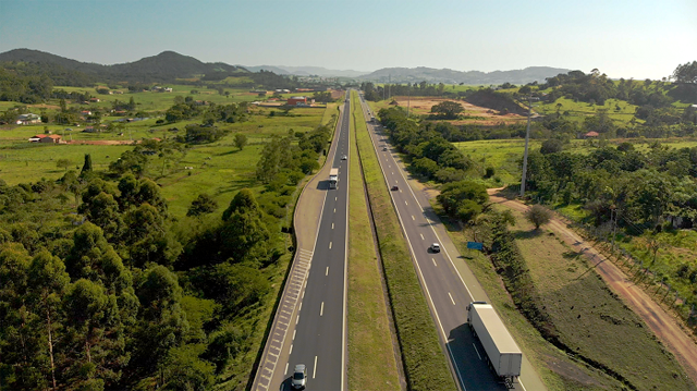CCR ViaCosteira inicia  implanta&ccedil;&atilde;o de controladores de velocidade na BR-101sul/SC