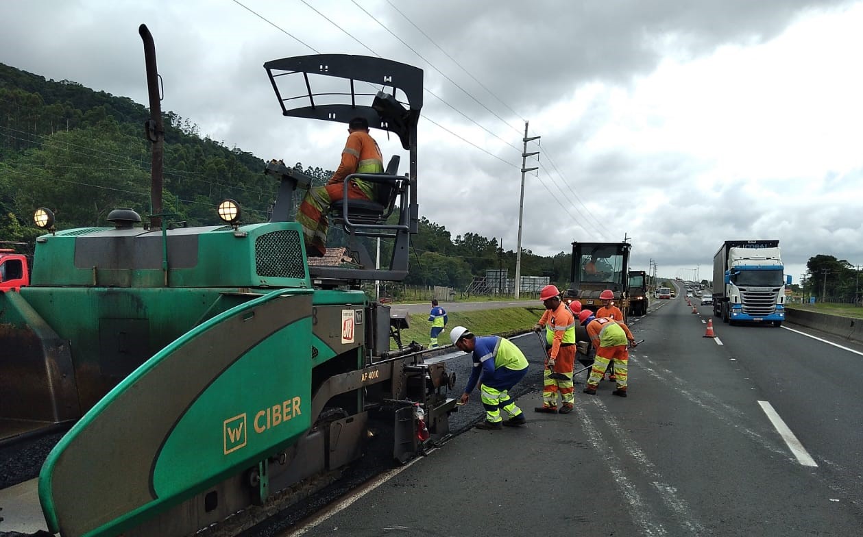 CCR ViaCosteira informa cronograma semanal de obras na BR-101 Sul