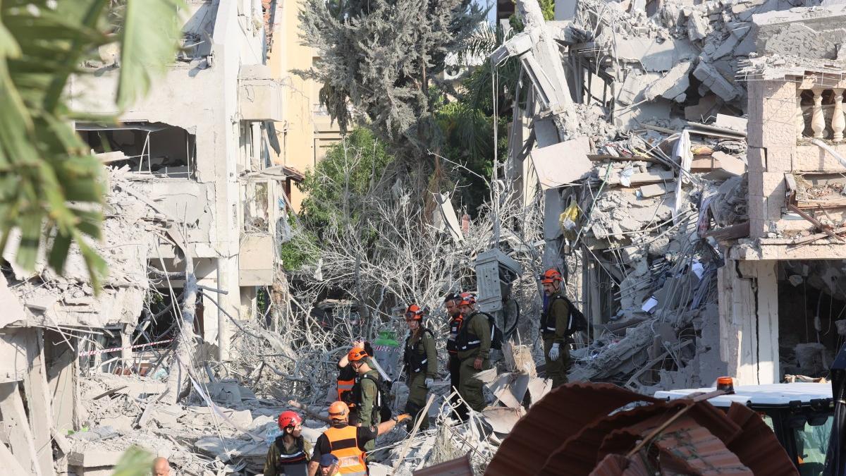 Entenda as origens do conflito entre Israel e Ir&atilde; que eral aliados