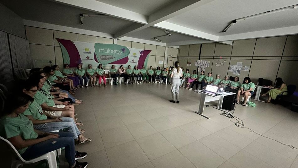 Mulheres Cooperativistas da Coorpecocal encerram ciclo de forma&ccedil;&atilde;o digital
