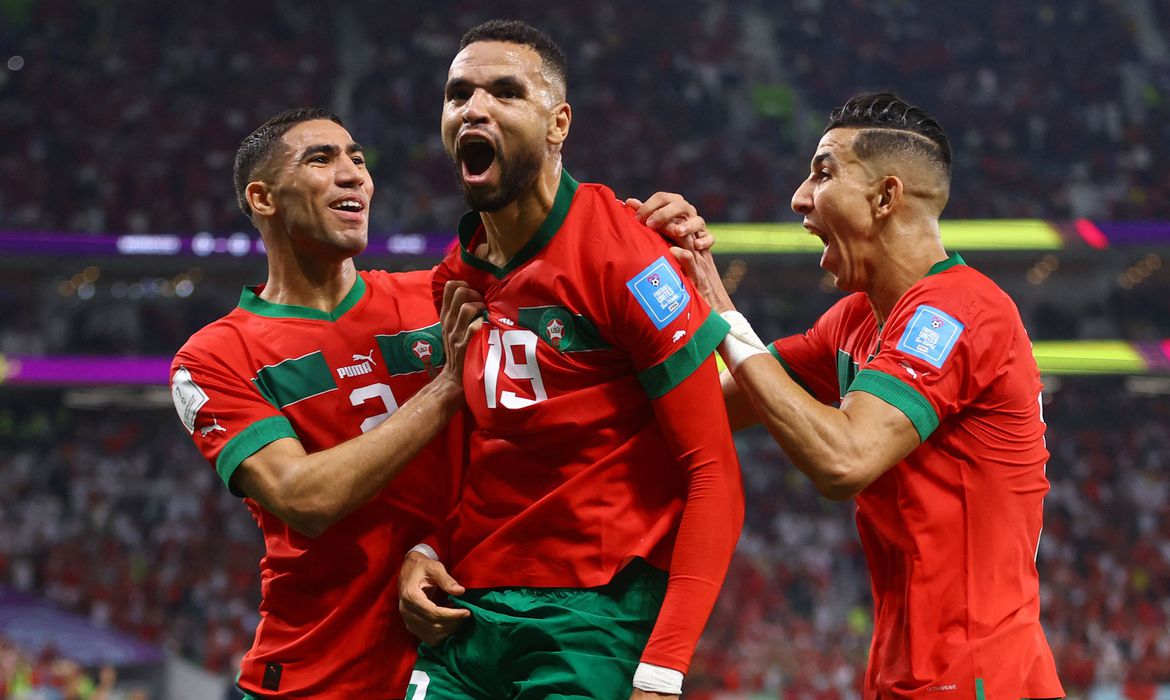 Surpreendente Marrocos enfrenta Fran&ccedil;a em busca de vaga na final