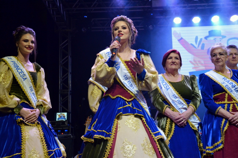 Prorrogadas as inscri&ccedil;&otilde;es para candidatas &agrave; corte da Festa do Colono de Sider&oacute;polis (SC)