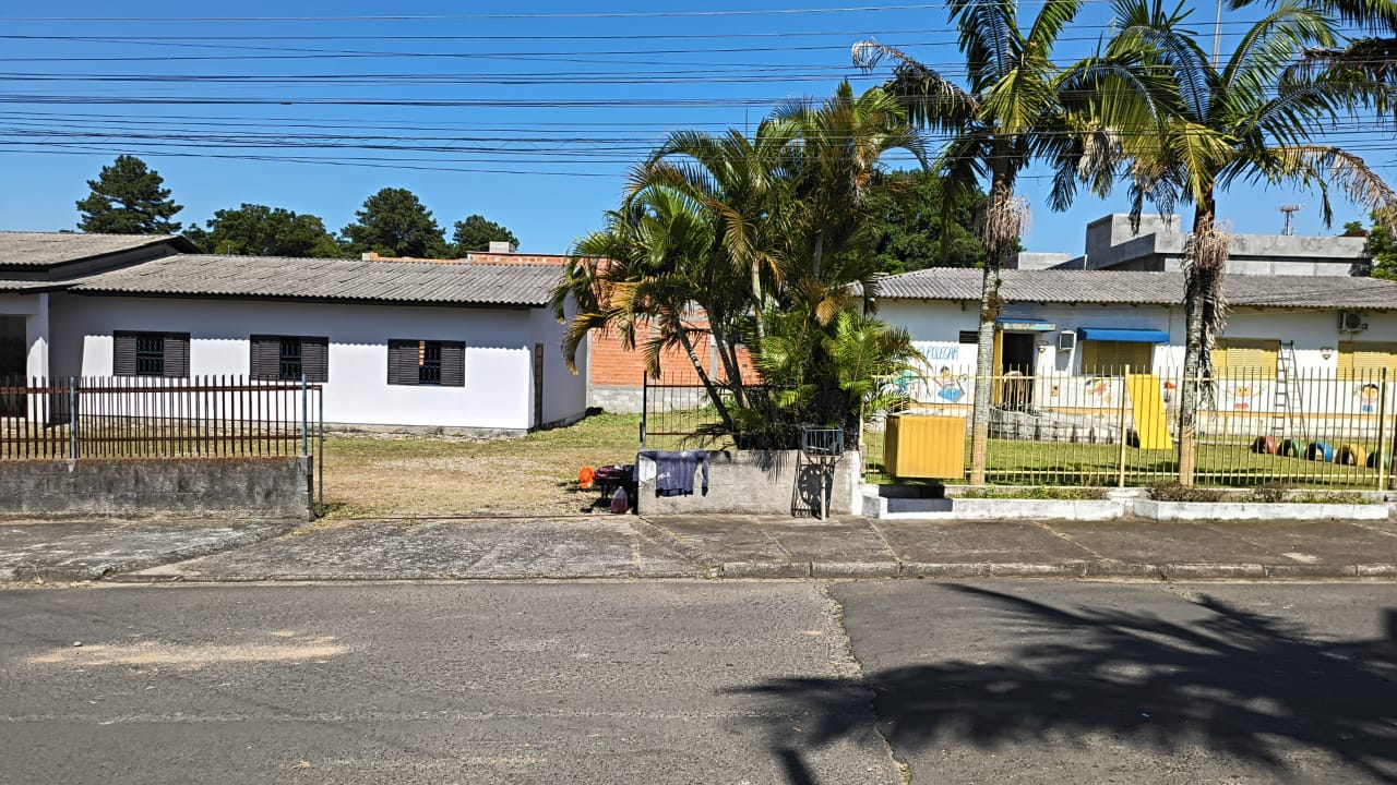Moradores da Rua Jo&atilde;o Belchior Goulart n&atilde;o aceitam capela mortu&aacute;ria no bairro