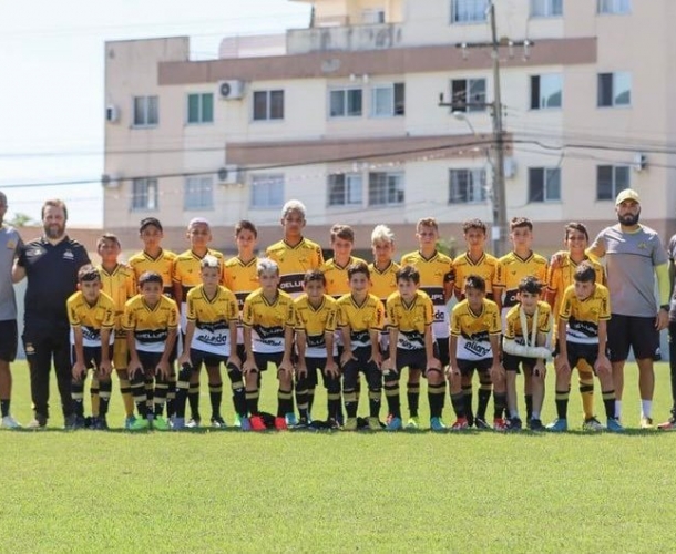 Sub-11 e Sub-13 do Tigre s&atilde;o vice-campe&otilde;es da Copa SC