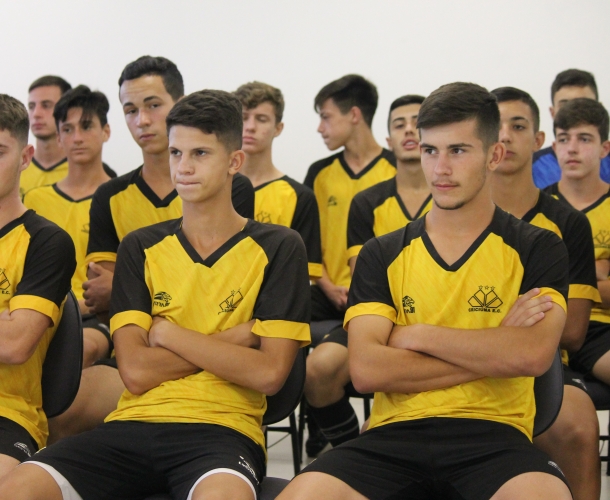 Categoria Sub-17 do Crici&uacute;ma E.C. se reapresente no CT Antenor Angeloni