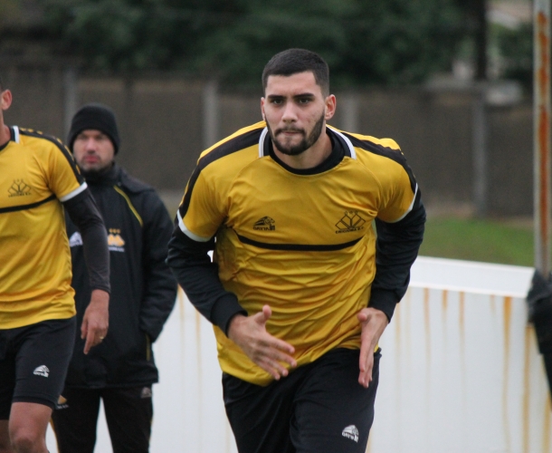 Jogadores do Crici&uacute;ma E.C. realizam treino f&iacute;sico e atividade t&eacute;cnica no CT