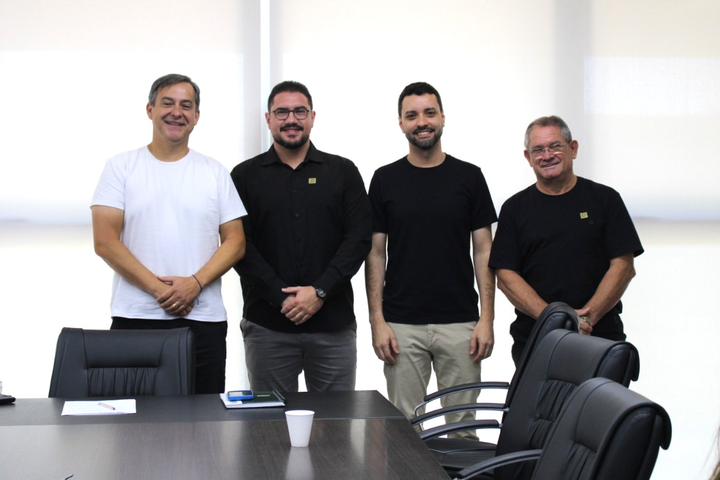 Secret&aacute;rio de Infraestrutura e diretor de Comunica&ccedil;&atilde;o s&atilde;o empossados
