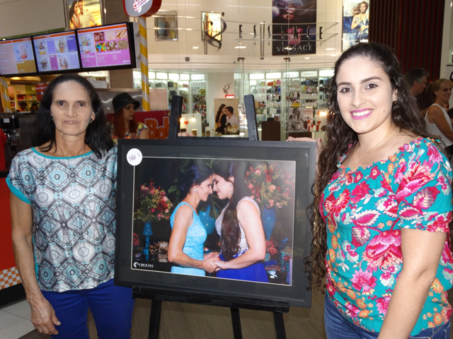Dona de casa vence concurso fotogr&aacute;fico do Crici&uacute;ma Shopping