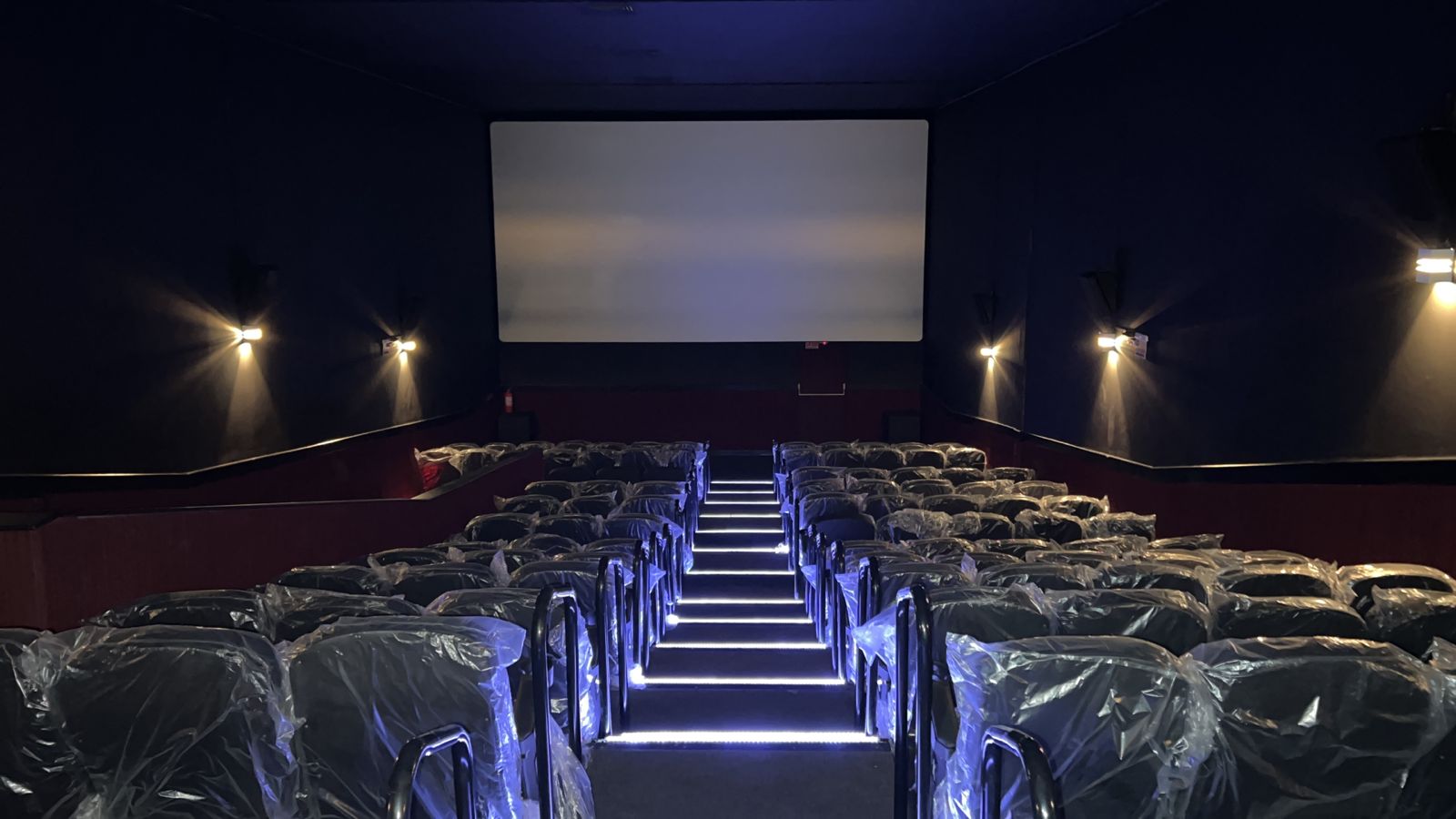 Cinema do Shopping Della reabre com Ad&atilde;o Negro em Crici&uacute;ma