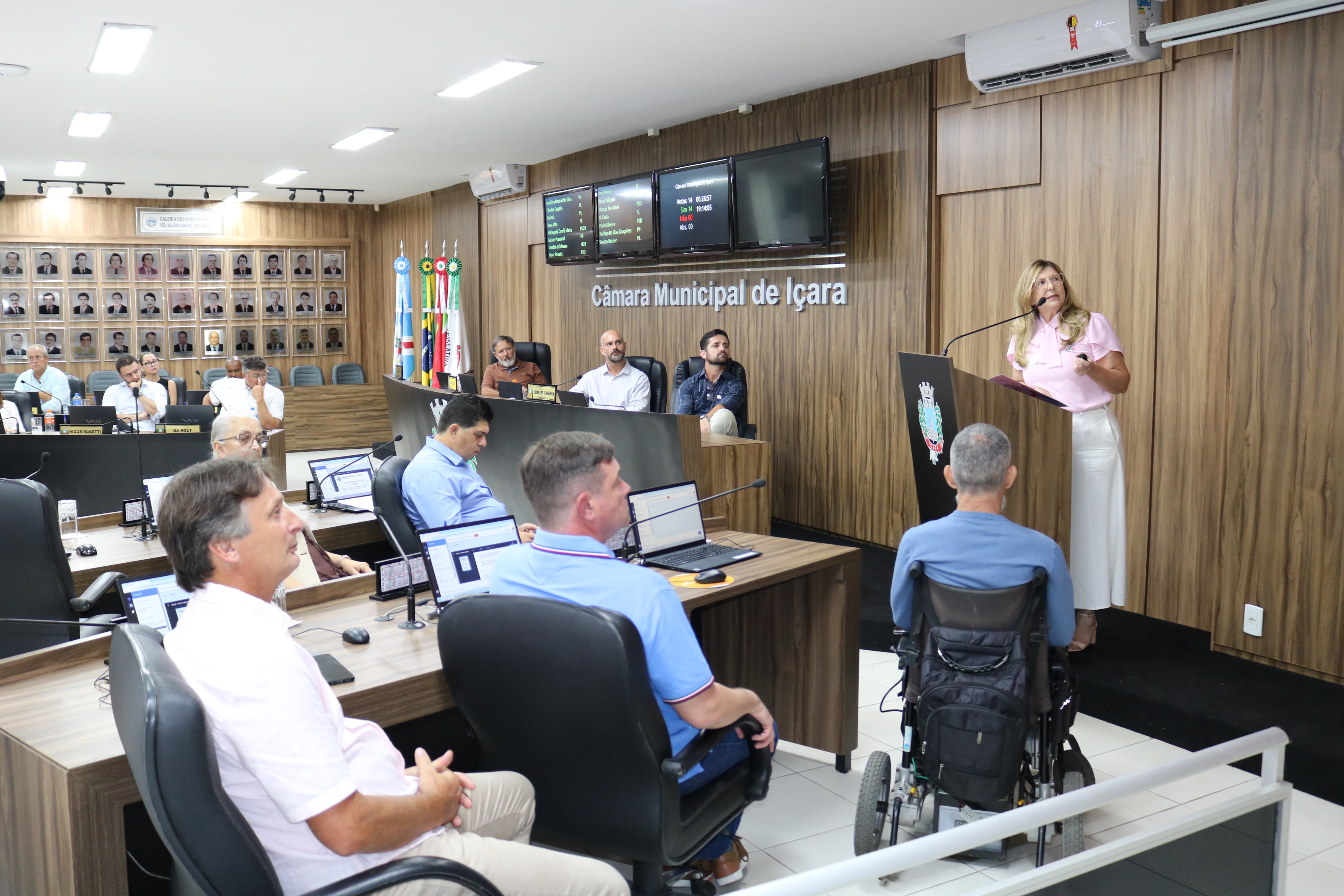 Dia Mundial de Combate ao C&acirc;ncer &eacute; lembrado pela Rede Feminina de I&ccedil;ara (SC)