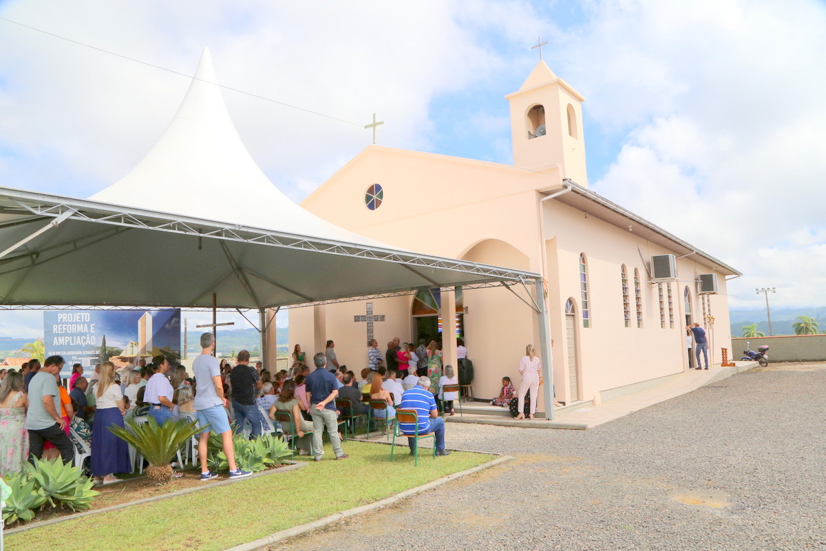 Diocese S&atilde;o Jos&eacute; de Crici&uacute;ma (SC) cria Par&oacute;quia Nossa Senhora Auxiliadora