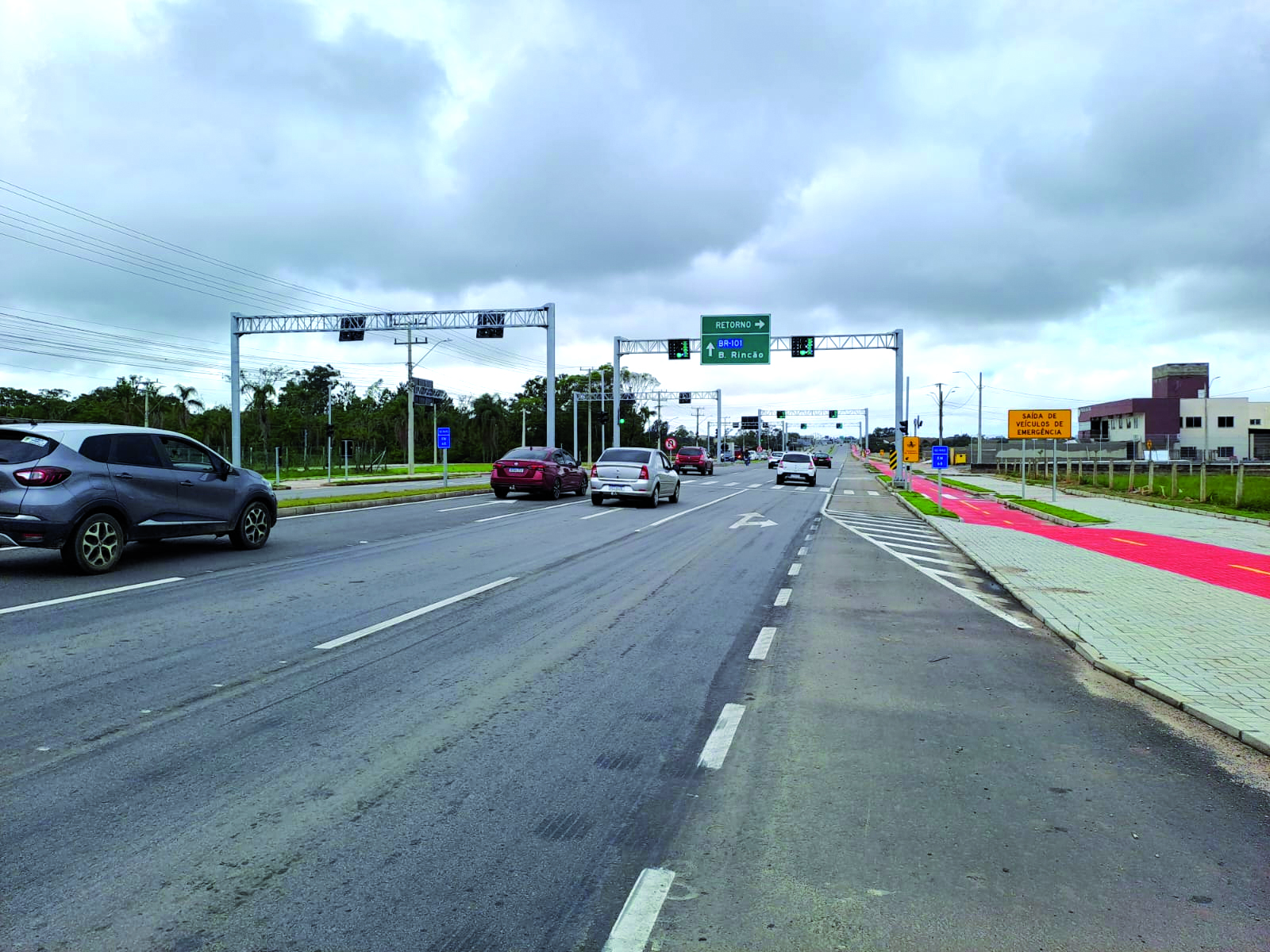 Governador inaugura duplica&ccedil;&atilde;o da SC-445 e anuncia investimentos em I&ccedil;ara