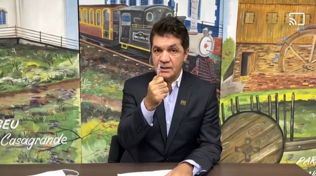 Fala homof&oacute;bica de prefeito de Crici&uacute;ma gera den&uacute;ncia ao Minist&eacute;rio P&uacute;blico