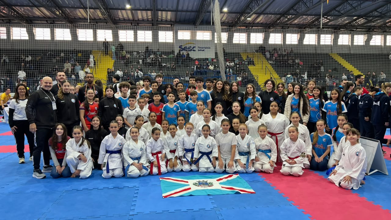 I&ccedil;ara (S) se destaca no Catarinense Escolar de Karat&ecirc; com 69 medalhas