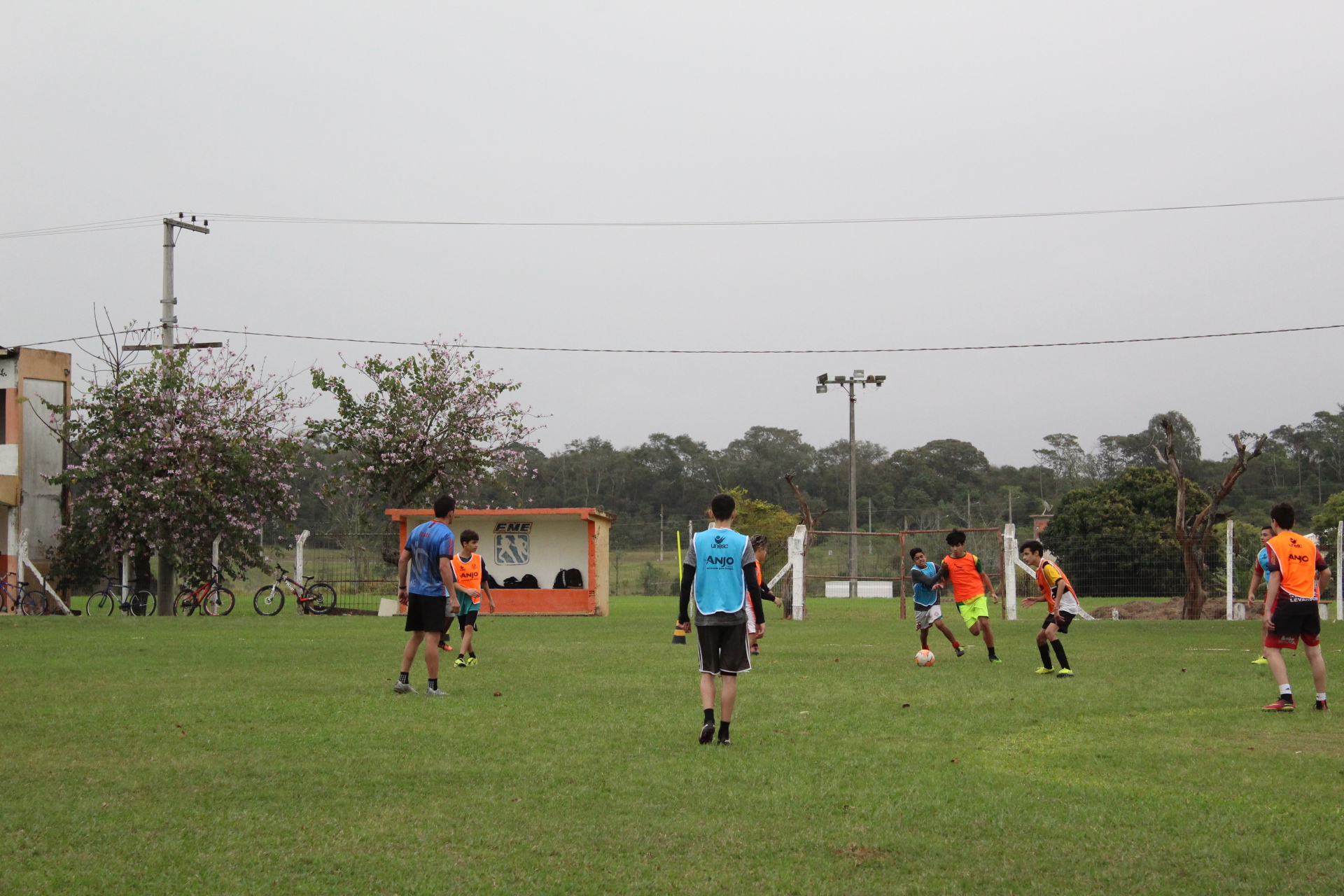 Escolinhas de futebol e de karat&ecirc; j&aacute; voltaram &agrave;s atividades em I&ccedil;ara