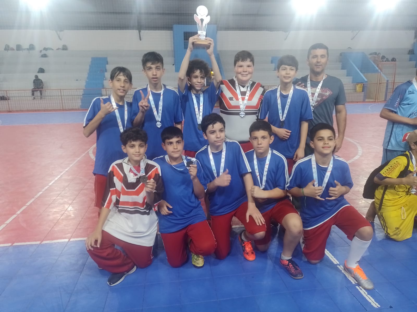 Escola Maria Arlete &eacute; campe&atilde; do futsal masculino do Joesi