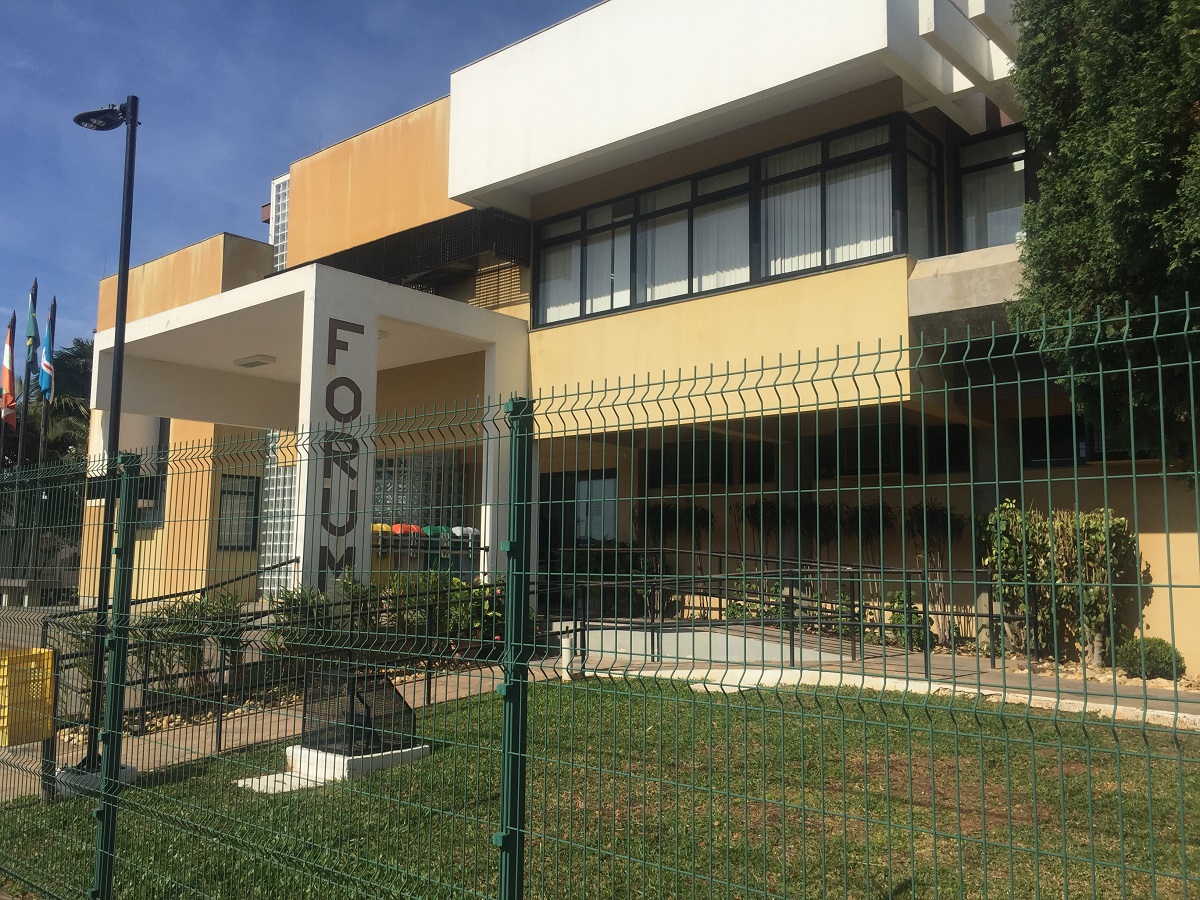 Tribunal do J&uacute;ri condena homem que matou a namorada em Rinc&atilde;o (SC)