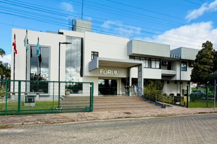 Homem que matou mulher em I&ccedil;ara (SC) &eacute; condenado pelo Tribunal do J&uacute;ri