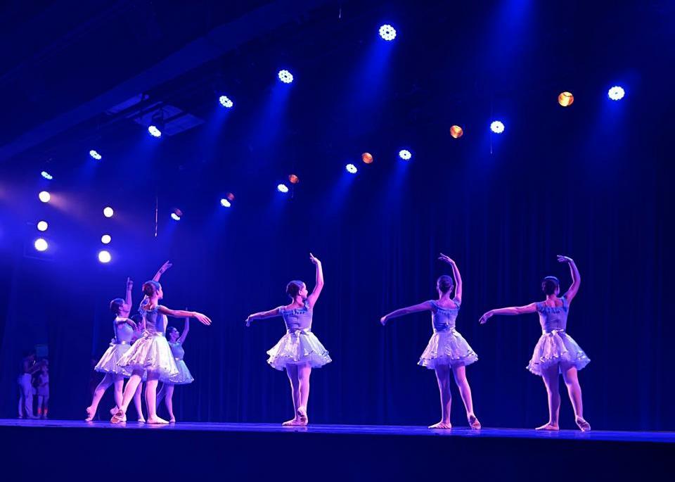 Alunas de Bal&eacute; da Funda&ccedil;&atilde;o Cultural de I&ccedil;ara (SC) s&atilde;o destaque no Joinfestival
