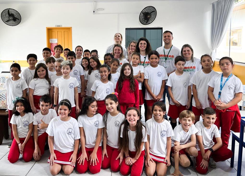 Fundai lan&ccedil;a o Brincar Sustent&aacute;vel nas escolas municipais de I&ccedil;ara (SC)